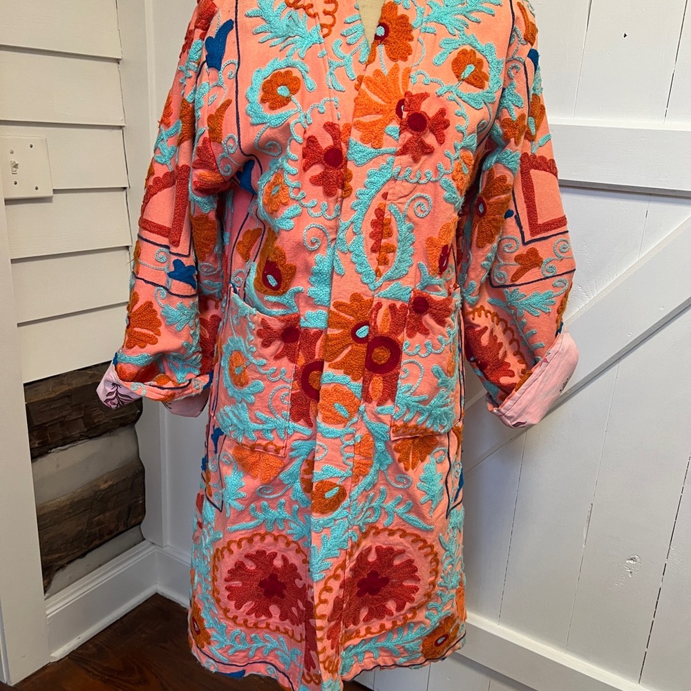 Embroidered Kimono Jacket•Cotton Batik Lined•Purchased in Woodstock,England•OS